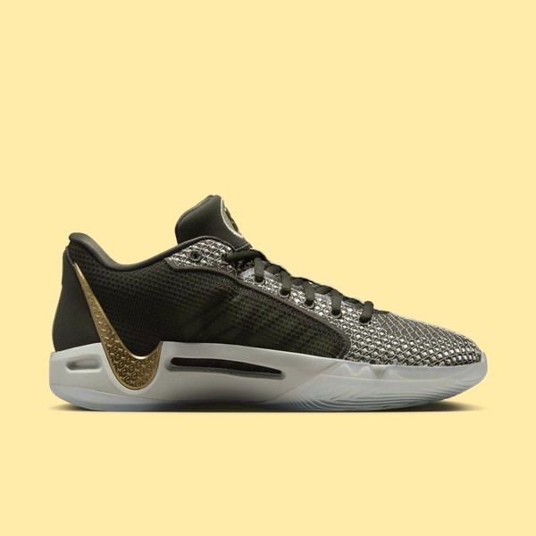 Nike Sabrina 1 